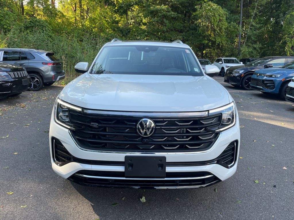 2026 Volkswagen Atlas SEL Premium R-Line photo 3