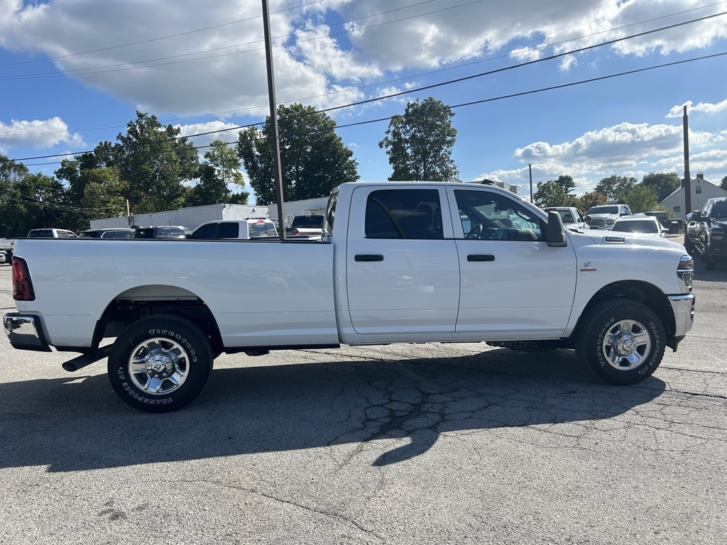 2026 Ram 2500 Tradesman photo 4