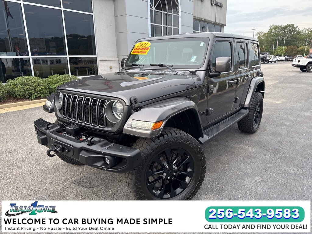 2021 Jeep Wrangler Unlimited Sahara High Altitude photo 3