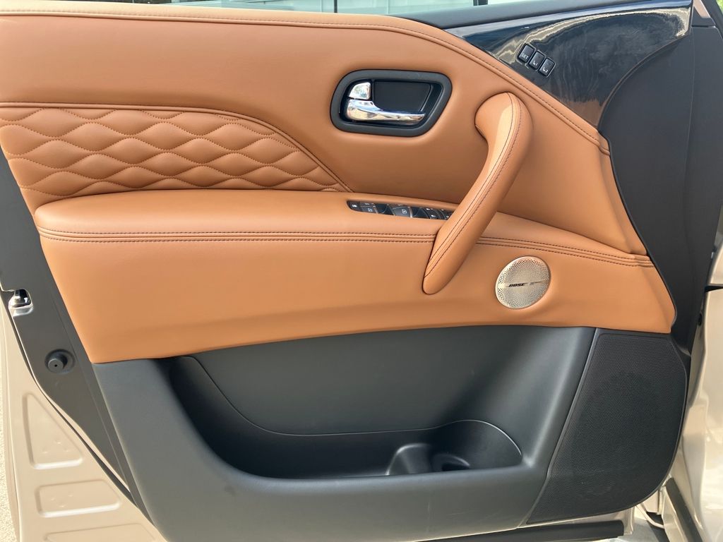 2024 Infiniti QX80 Sensory photo 26