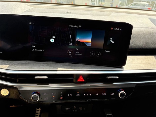 2025 Kia Sorento X-Line SX photo 11
