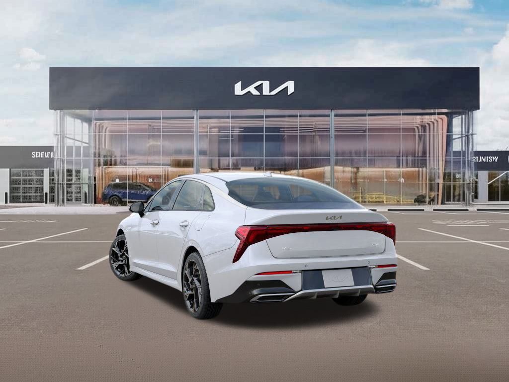 2025 Kia K5 GT-Line photo 3
