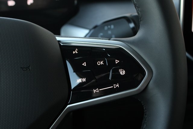 2025 Volkswagen ID. Buzz Pro S photo 11