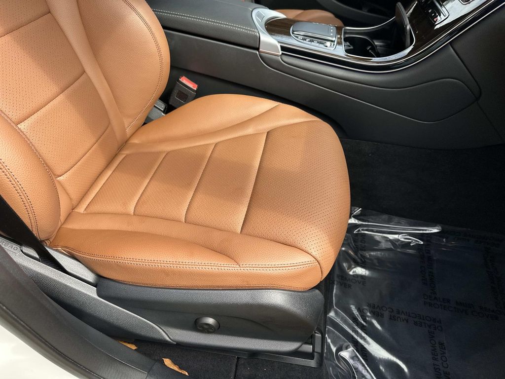 2022 Mercedes Benz GLC 300 Coupe photo 17