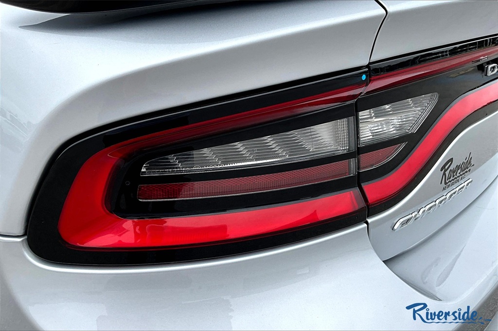 2023 Dodge Charger SXT photo 19