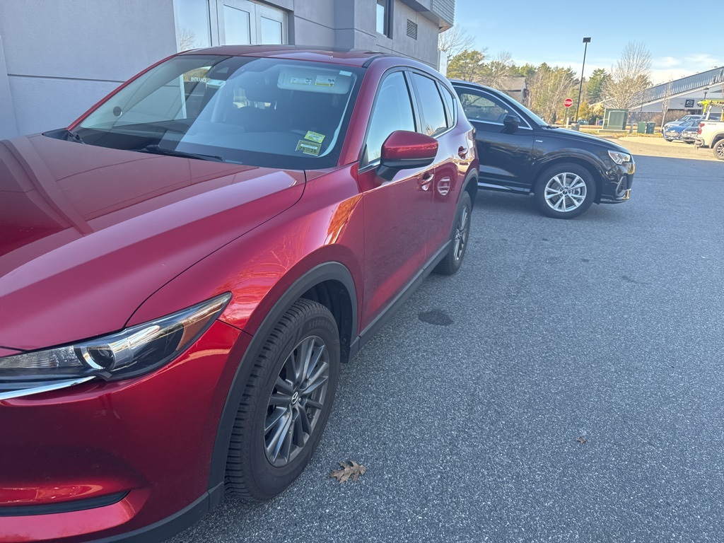 2021 Mazda CX-5 Touring photo 2
