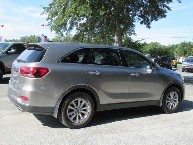 2019 Kia Sorento LX photo 4