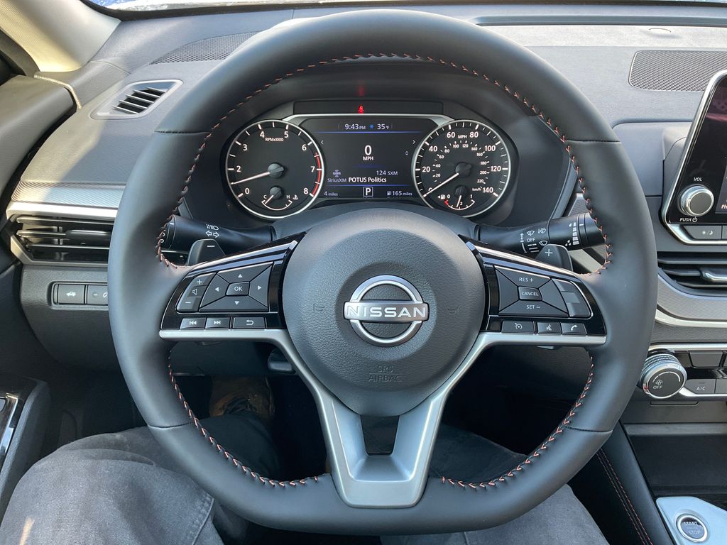 2025 Nissan Altima 2.5 SR photo 18