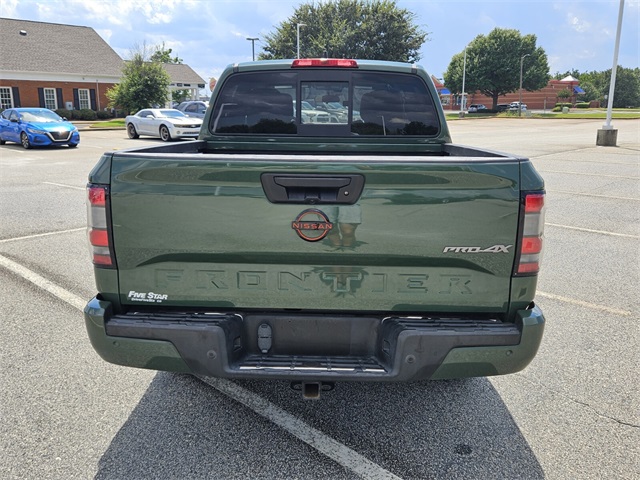 2022 Nissan Frontier PRO-4X photo 9