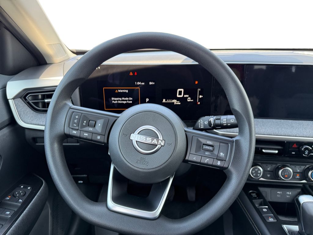 2025 Nissan Kicks SV photo 11