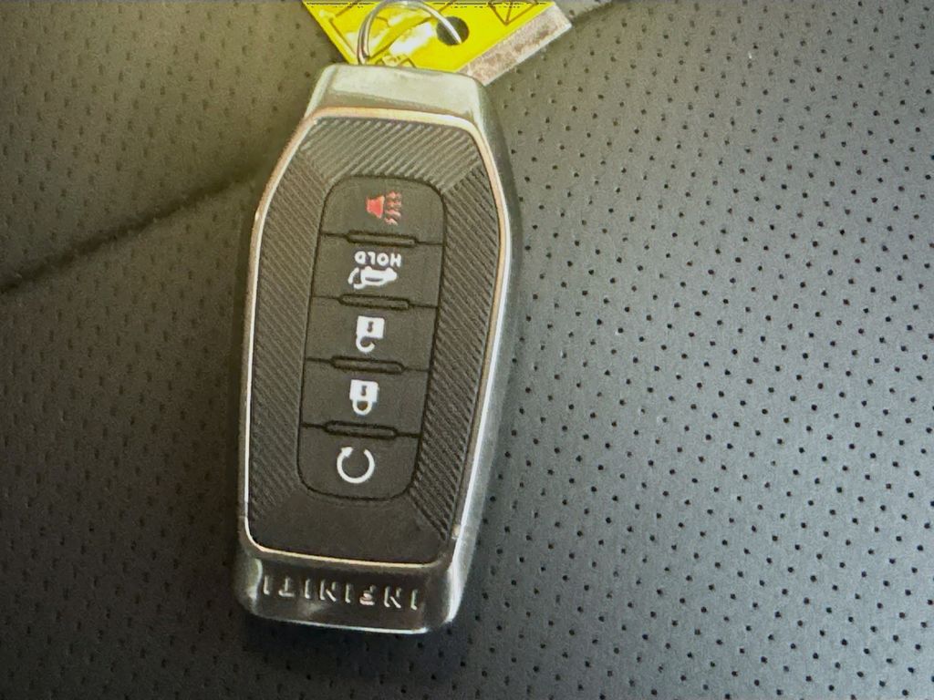 2026 Infiniti QX60 Luxe photo 36