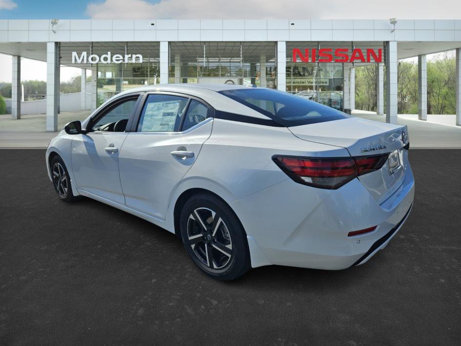 2025 Nissan Sentra SV photo 5