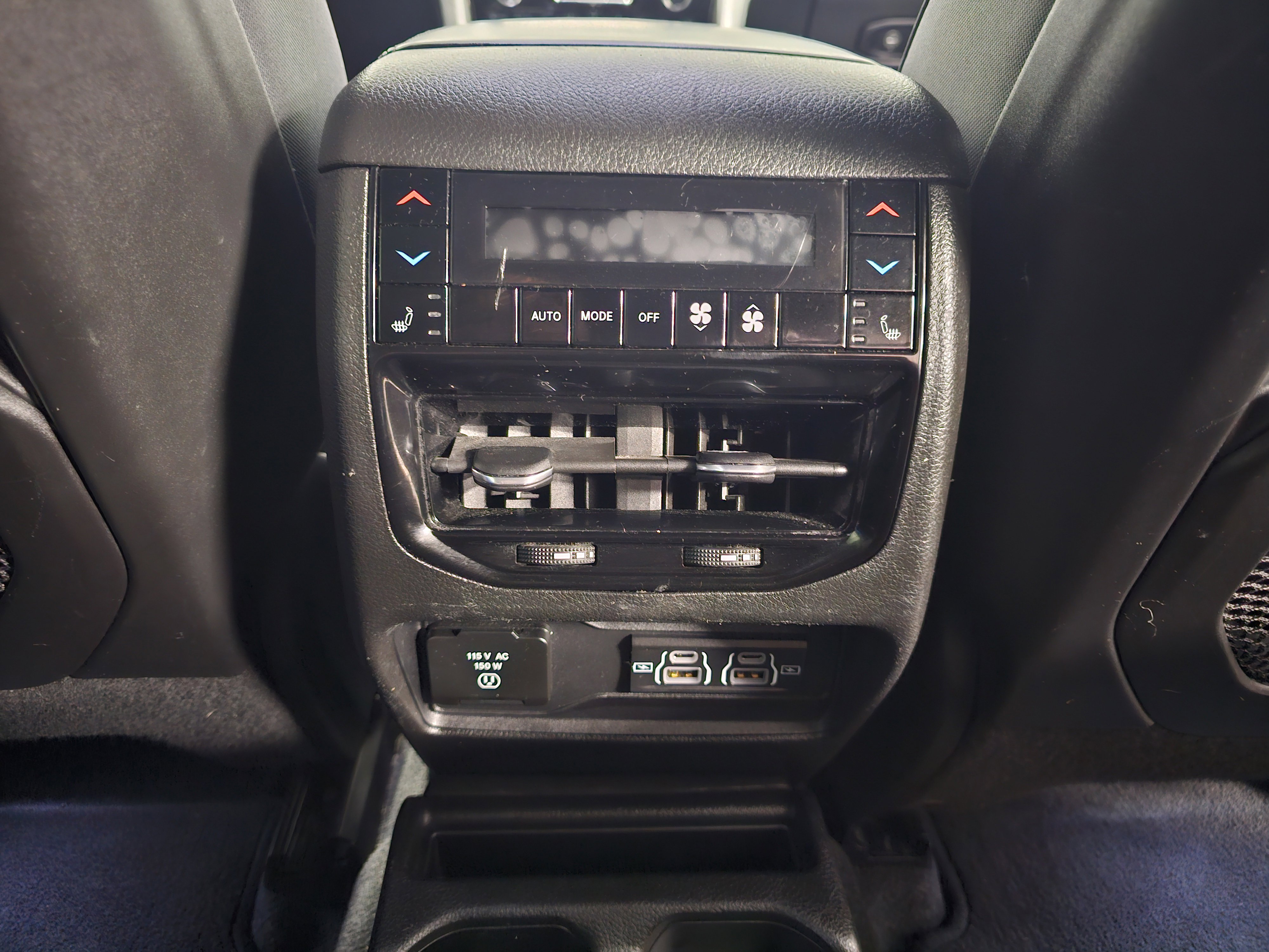 2021 Jeep Grand Cherokee Overland photo 9