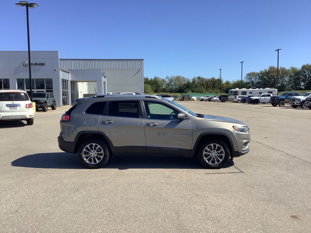 2019 Jeep Cherokee Latitude photo 8