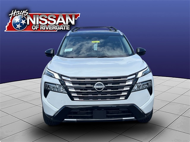 2025 Nissan Rogue Platinum photo 2