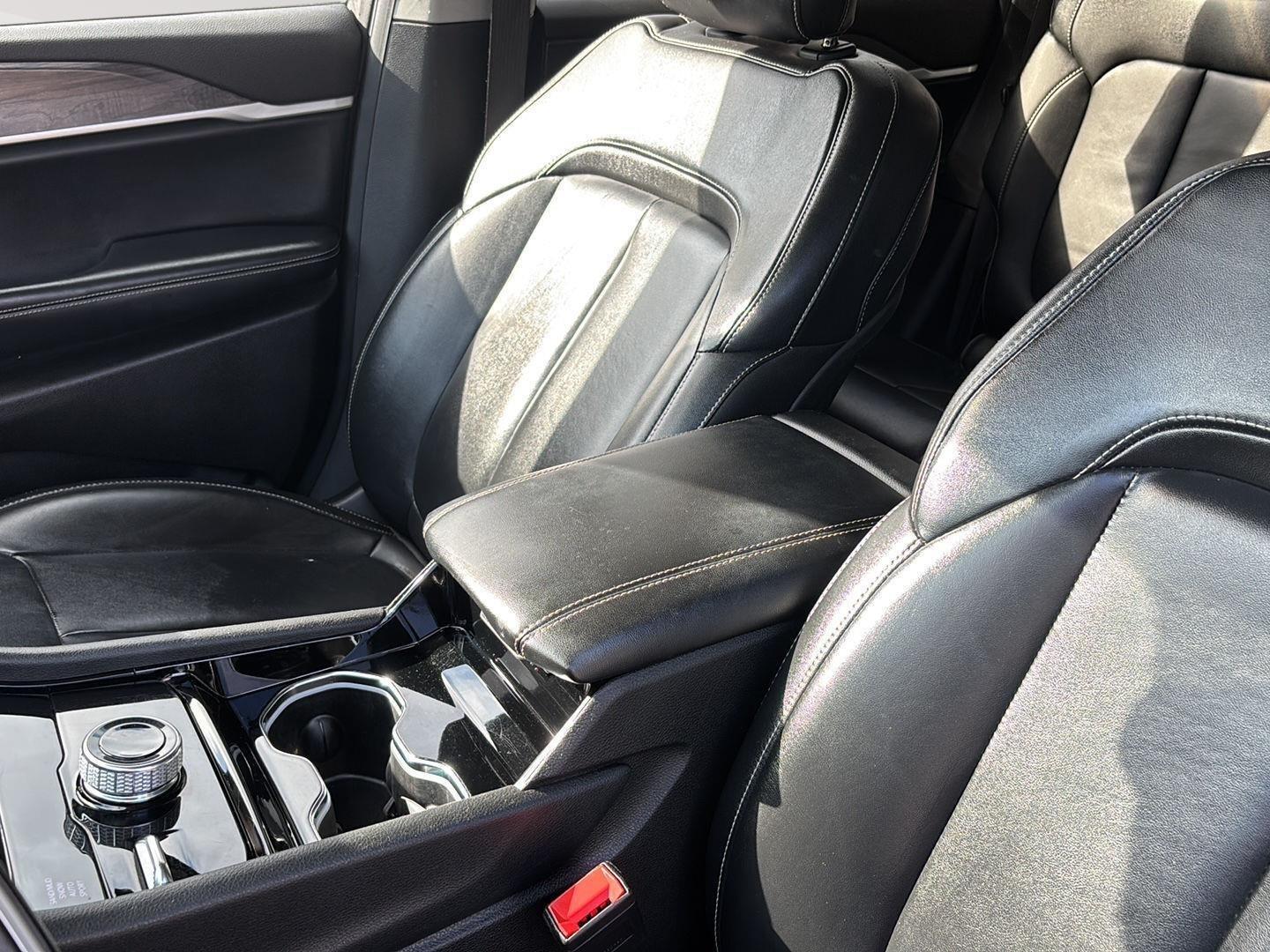2022 Jeep Grand Cherokee Limited photo 18