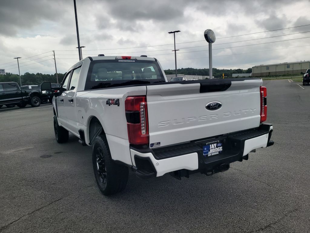 2024 Ford F-250 XL photo 4