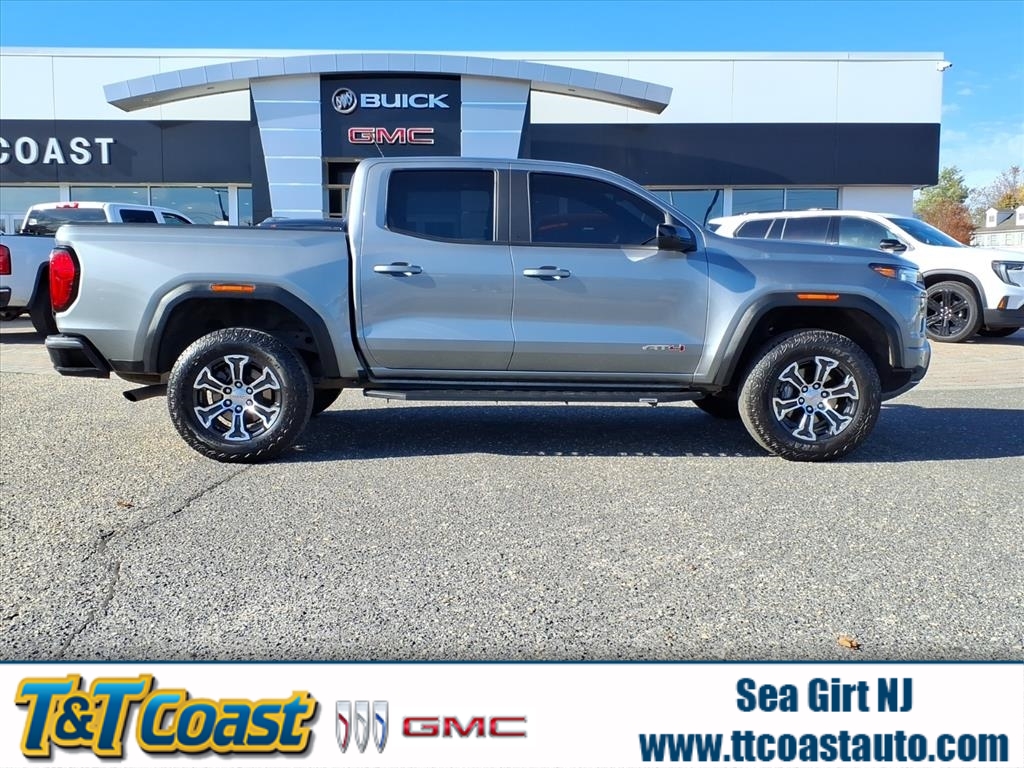 2023 GMC Canyon AT4's photo