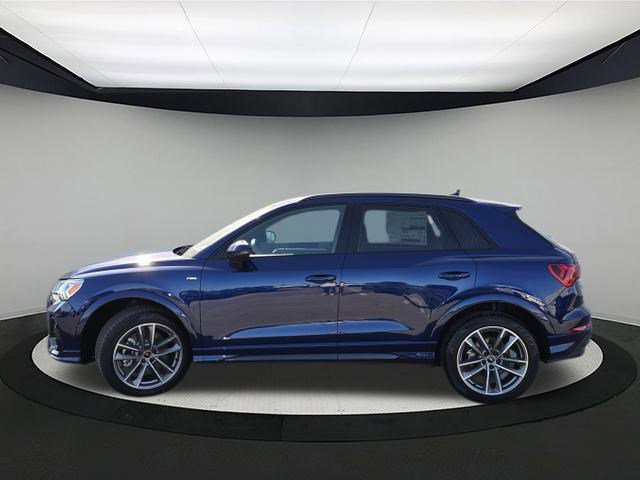 2025 Audi Q3 S line Premium photo 2