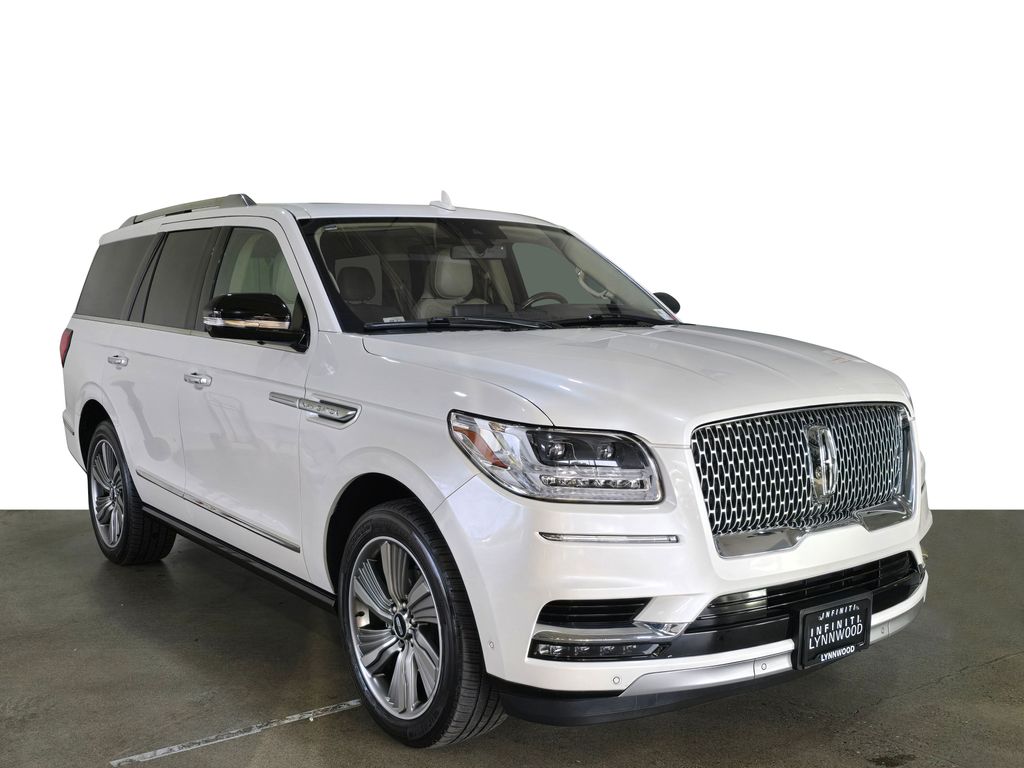 2018 Lincoln Navigator Reserve photo 3
