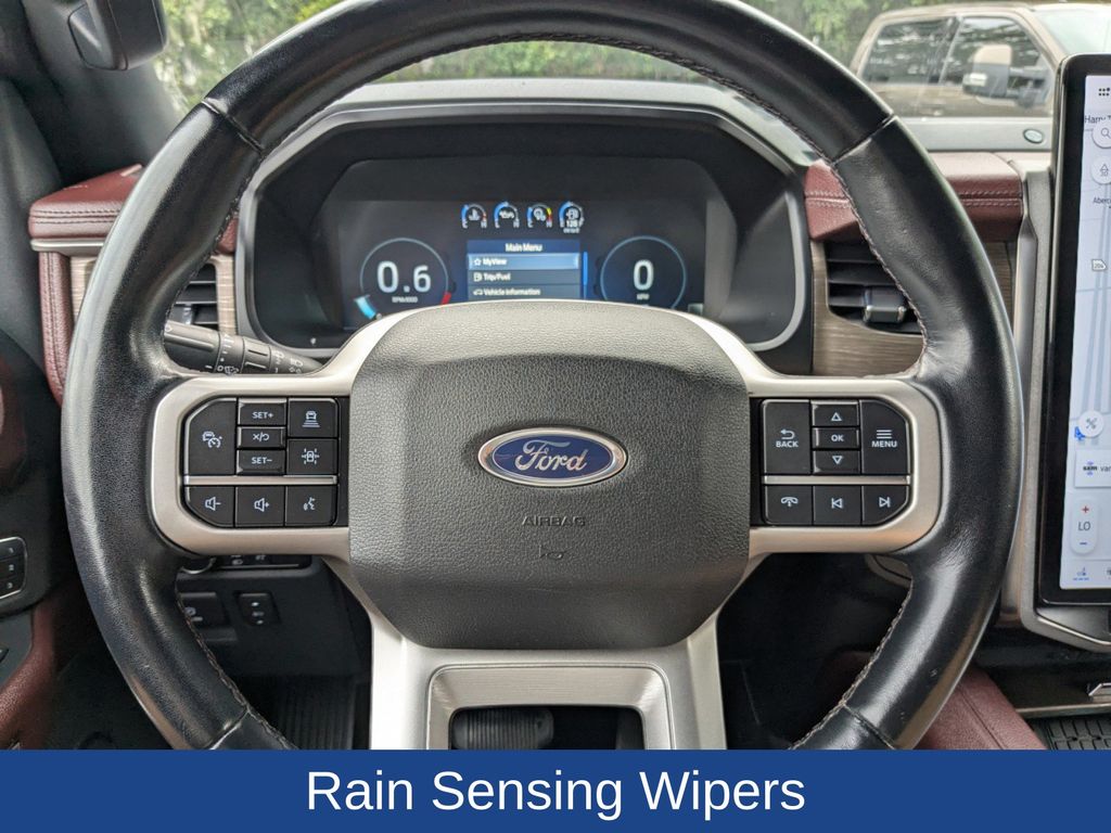 2022 Ford Expedition Limited photo 25