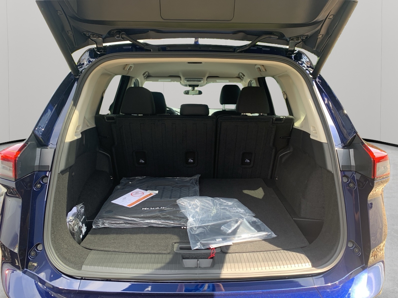 2026 Nissan Rogue SV photo 28