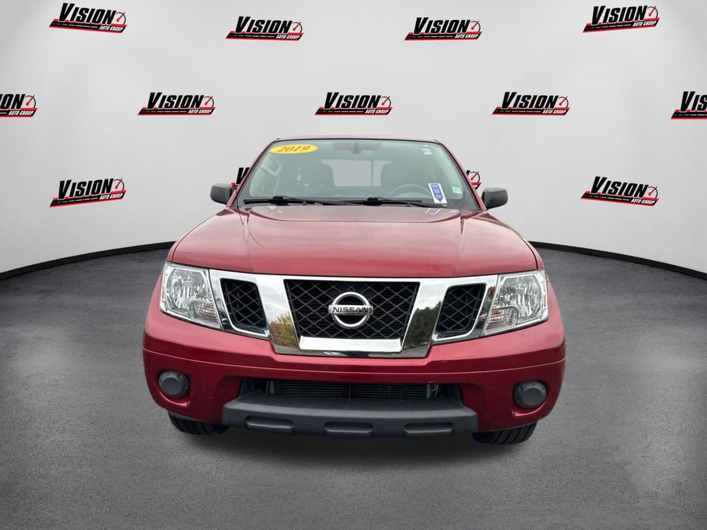 2019 Nissan Frontier SV photo 2