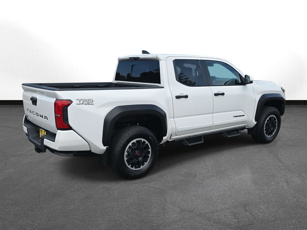 2024 Toyota Tacoma TRD Off-Road photo 5