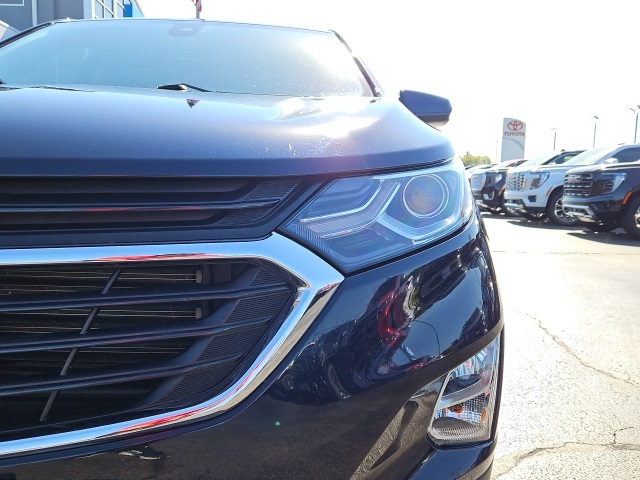 2020 Chevrolet Equinox LT photo 10