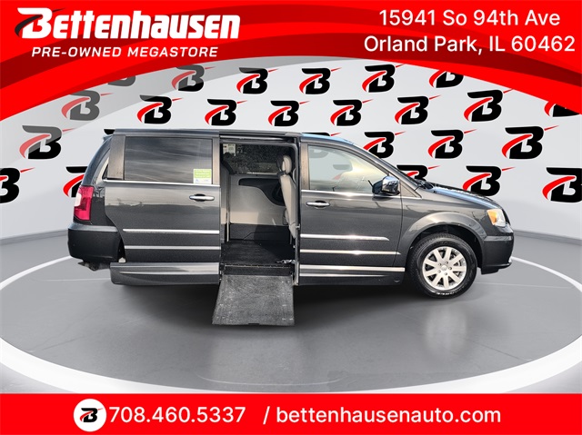 2012 Chrysler Town & Country