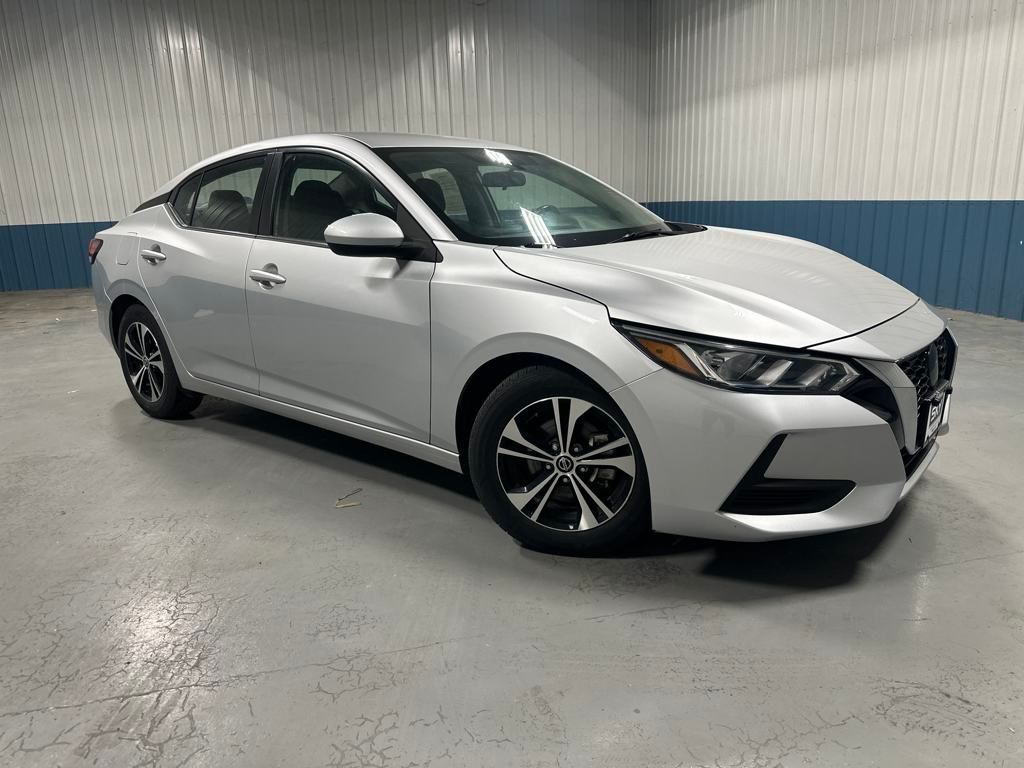 Used 2022 Nissan Sentra SV with VIN 3N1AB8CV8NY256035 for sale in Center Point, IA