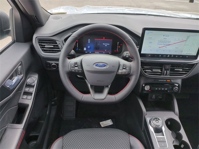 2025 Ford Escape ST-Line photo 15