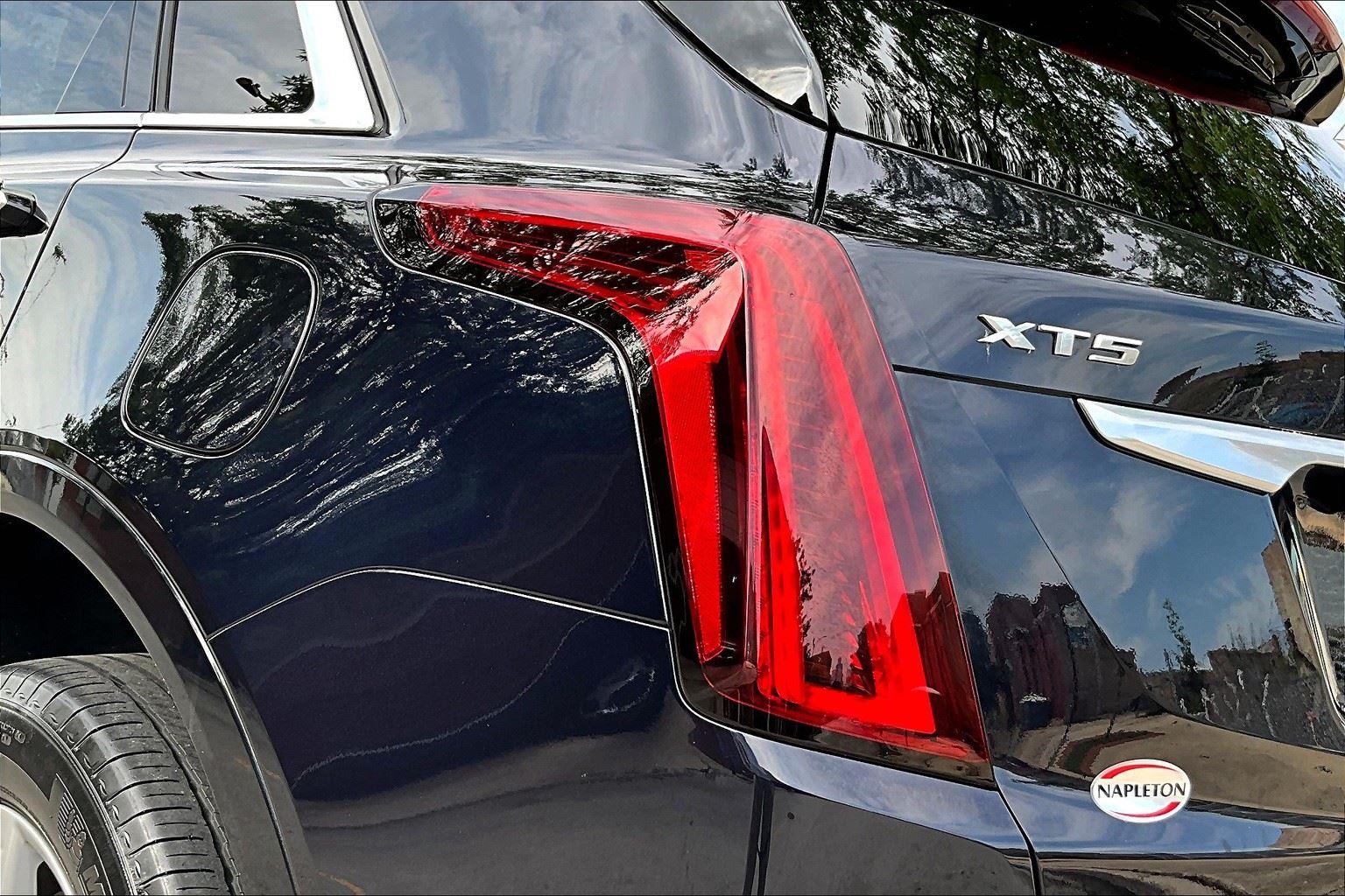 2022 Cadillac XT5 Luxury photo 30