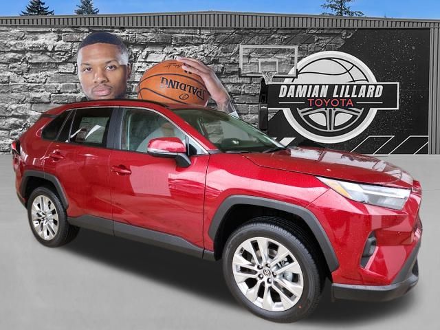 2025 Toyota RAV4 XLE Premium's photo