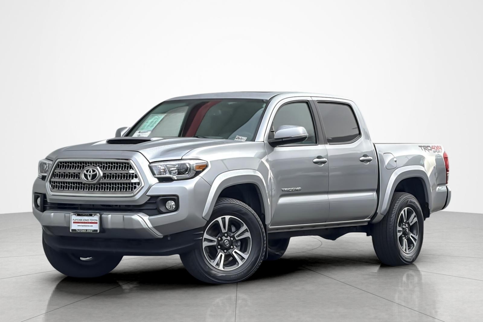 2017 Toyota Tacoma TRD Sport's photo