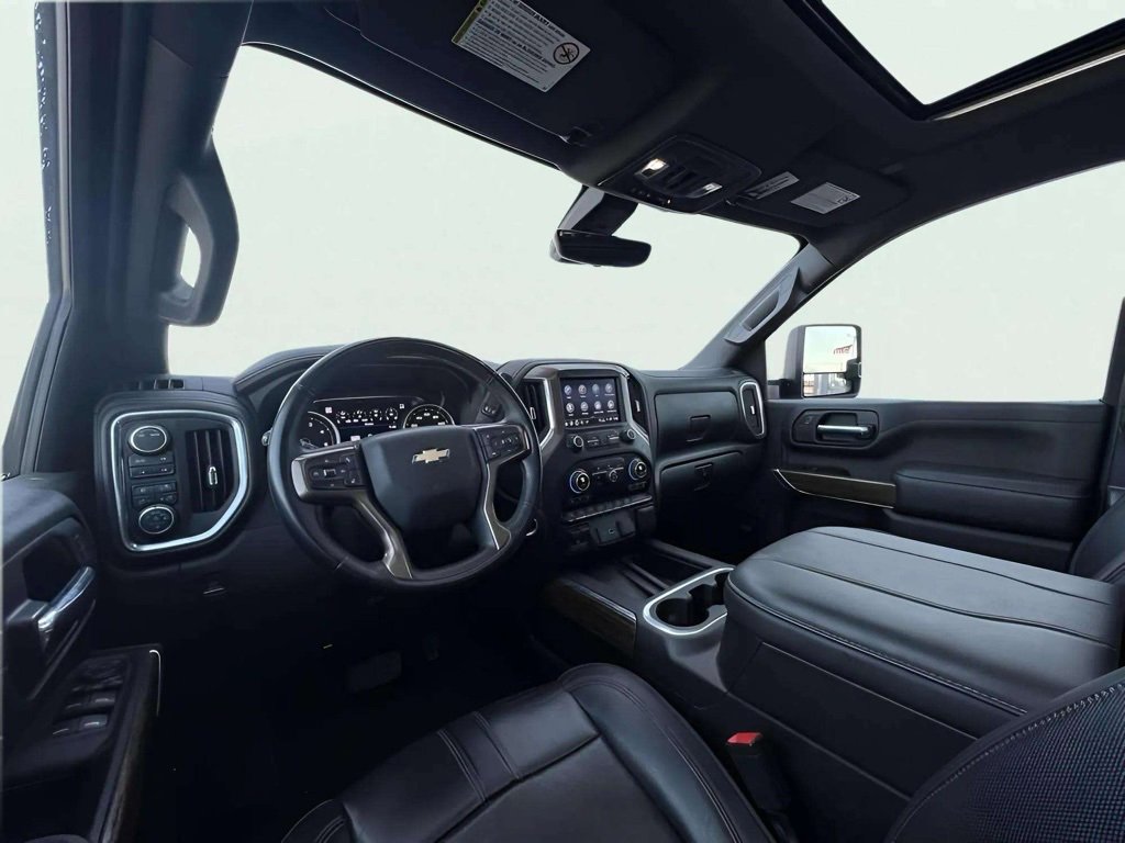 2023 Chevrolet Silverado 2500HD High Country photo 7