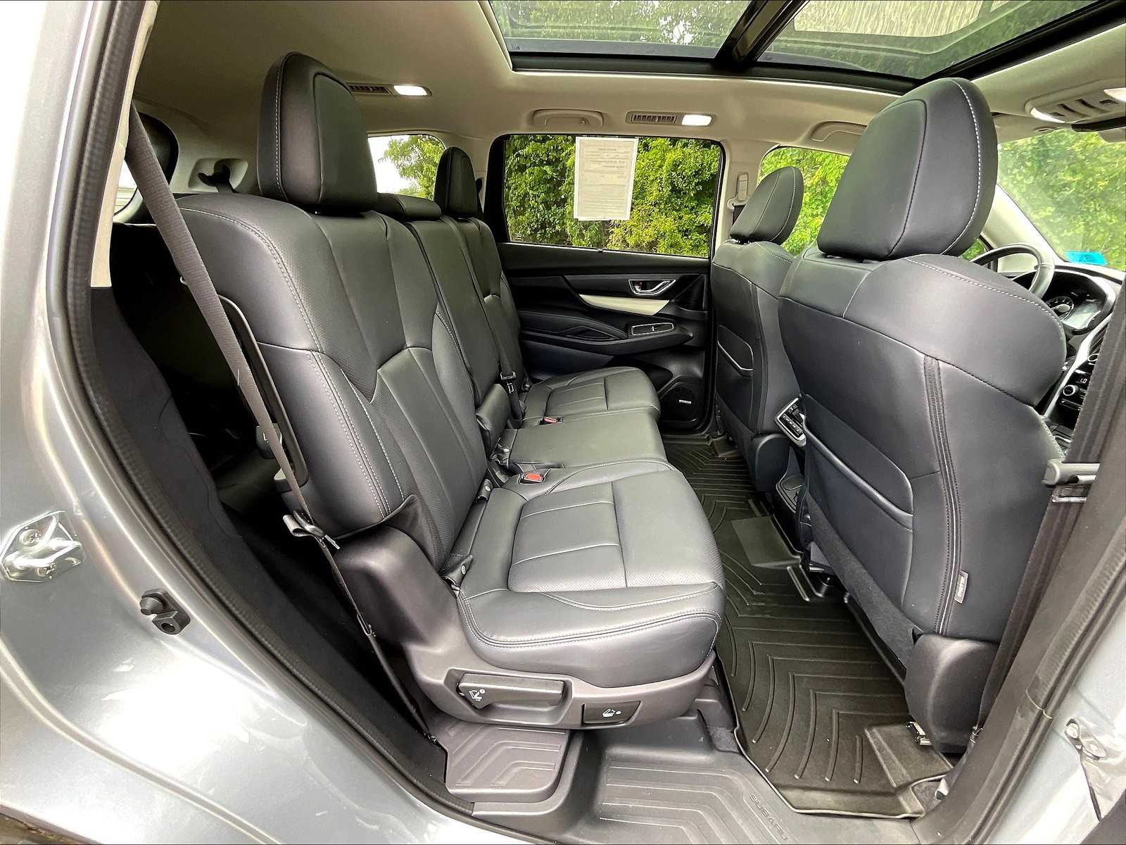 2022 Subaru Ascent Limited photo 15