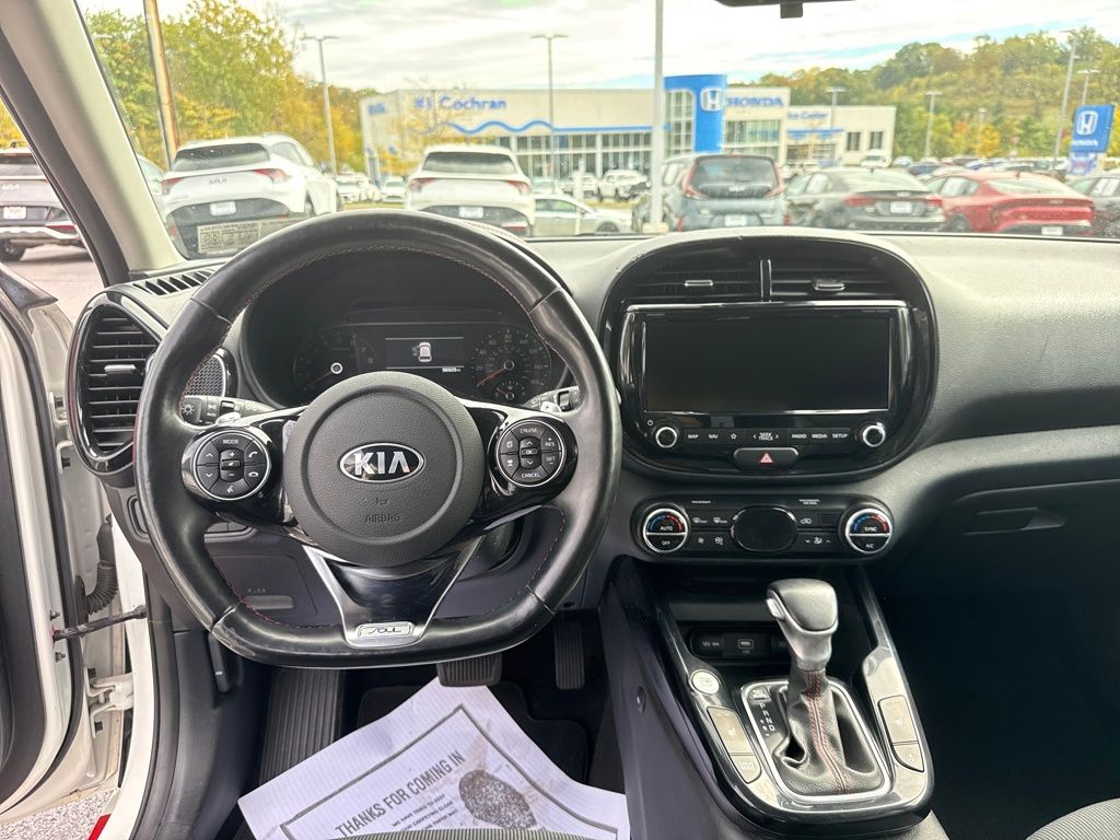 2021 Kia Soul GT-Line Turbo photo 4