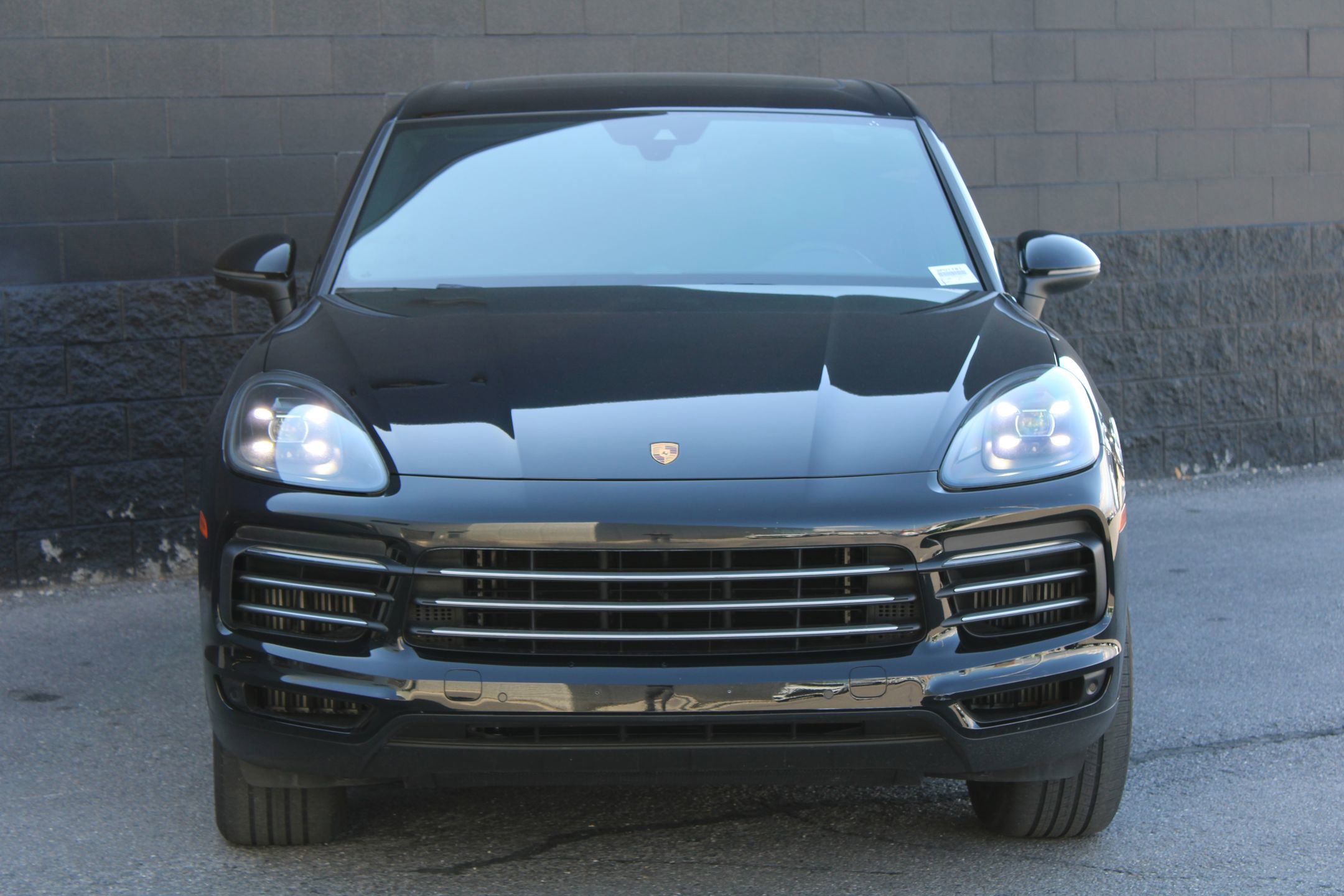 2021 Porsche Cayenne photo 3