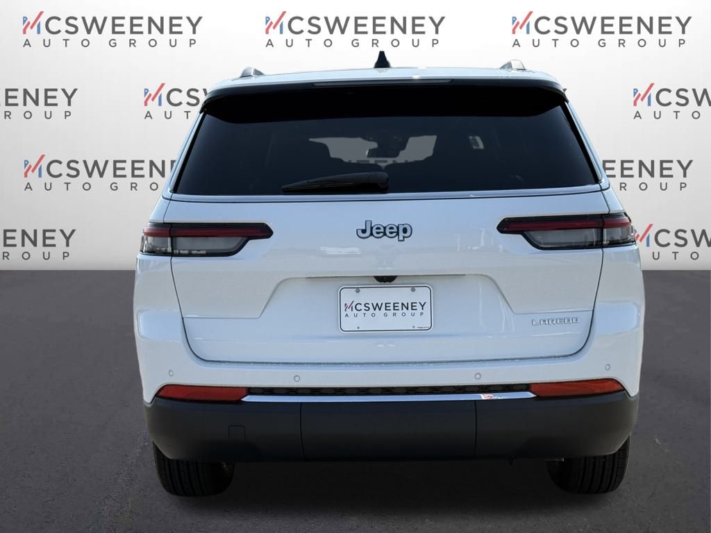 2025 Jeep Grand Cherokee Laredo X photo 4