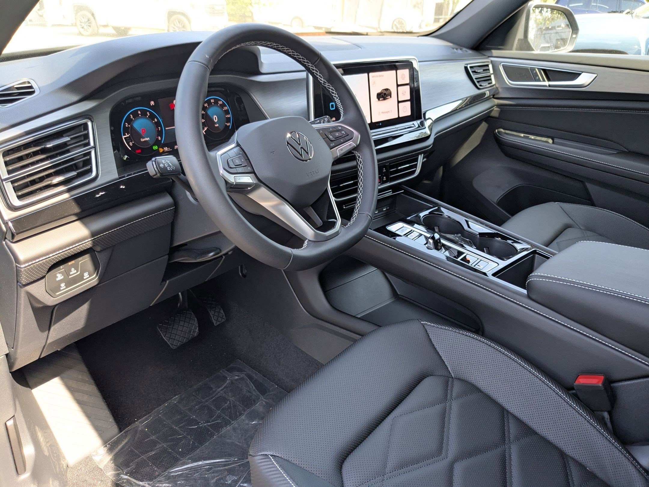 2026 Volkswagen Atlas Cross Sport SE Technology photo 3