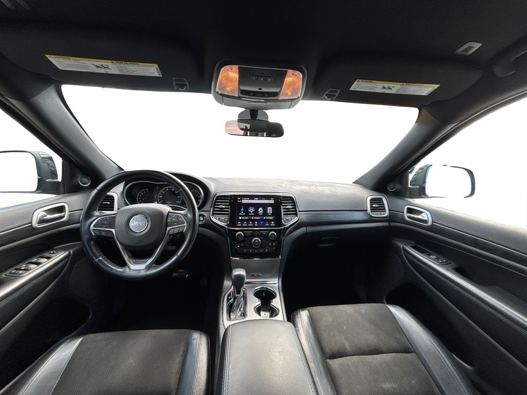 2021 Jeep Grand Cherokee Laredo X photo 17