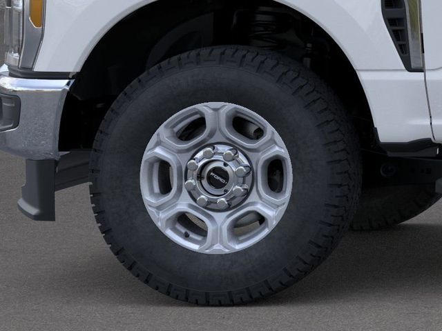 2026 Ford F-350 XLT photo 16