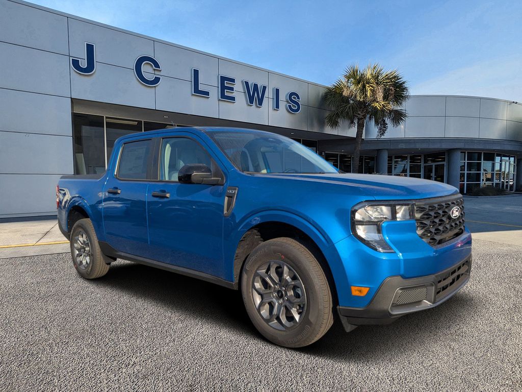 2025 Ford Maverick XLT's photo