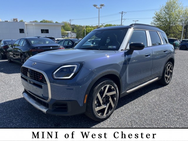 2025 MINI Countryman S's photo