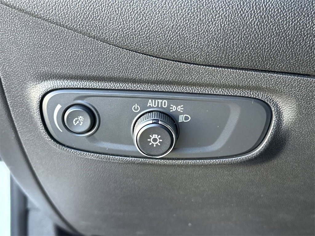 2024 Chevrolet Equinox LT photo 18