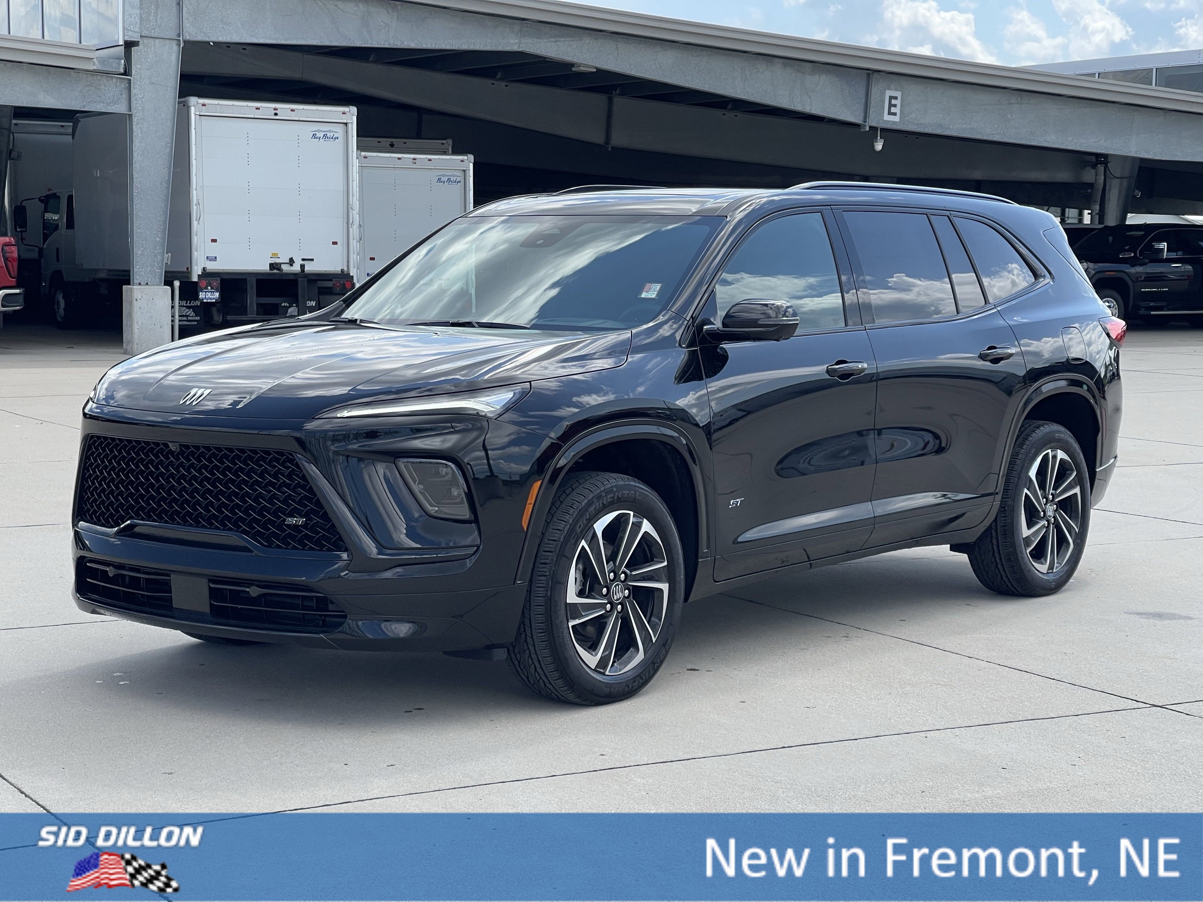 2026 Buick Enclave Sport Touring's photo