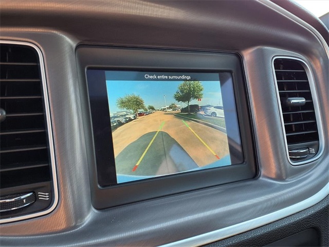2022 Dodge Charger SXT photo 11