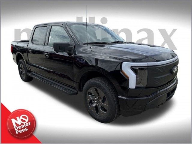 2025 Ford F-150 Lightning Flash's photo