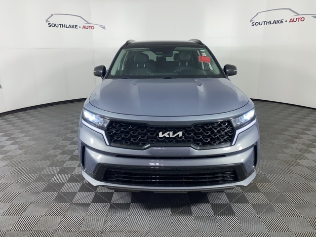 2022 Kia Sorento S photo 2